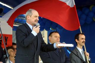  Tak się zmieniał Antoni Macierewicz 