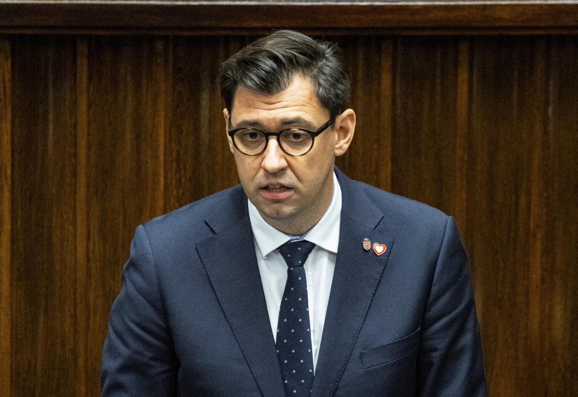 Awantura w Sejmie o Nawrockiego. Poseł KO mówi o badaniach prezydenta