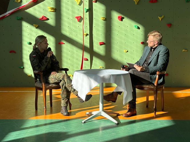 Aleksandra Mirosław z wizytą w Zespole Szkół nr 2 w Nowym Sączu