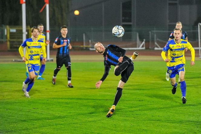 Elana Toruń - Zawisza Bydgoszcz 1:1, zdjęcia kibiców, opraw i piłkarzy ze Stadionu Miejskiego im. Grzegorza Duneckiego