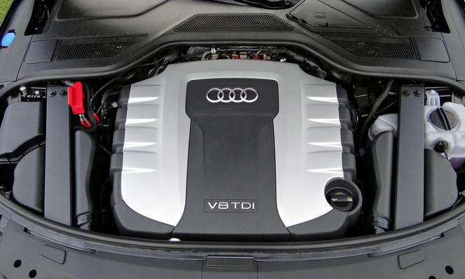Audi A8 Lang 2013 V8 4.2 TDI 