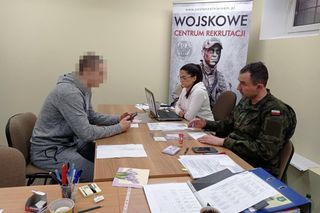 Kwalifikacja wojskowa 2026. Wezwanie nie tylko dla 19-latków! Nawet 60-latkowie mogą stanąć przed komisją