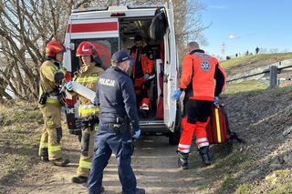 Dramatyczne chwile na Białołęce. Młody mężczyzna przewrócił się i wpadł do Wisły