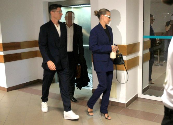 Anna Lewandowska w sądzie. Towarzyszył jej mąż