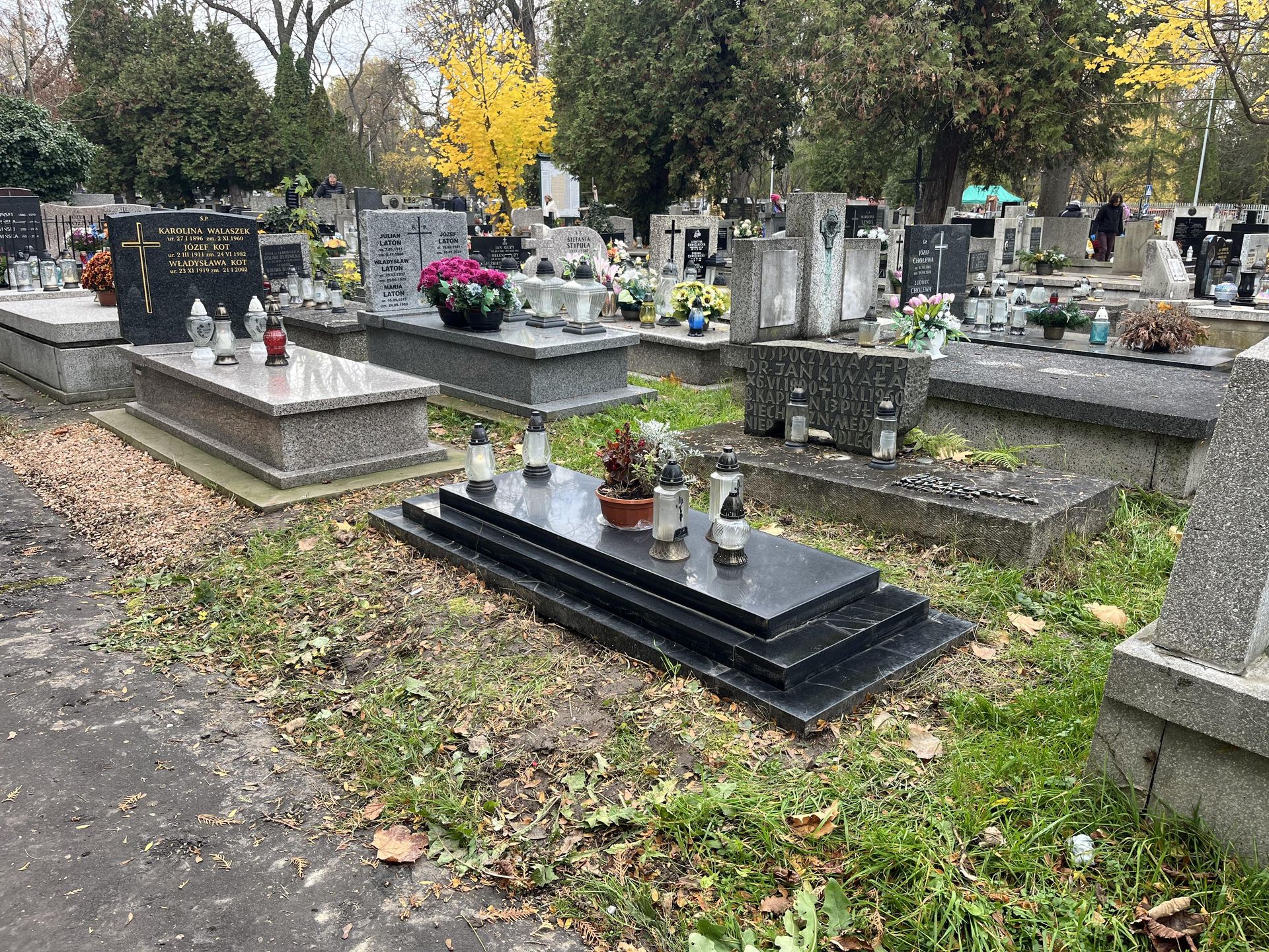 Groby architektów na krakowskich cmentarzach