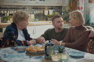 M jak miłość, odcinek 1870: Dorota (Iwona Rejzner), Bartek (Arkadiusz Smoleński), Barbara (Teresa Lipowska)