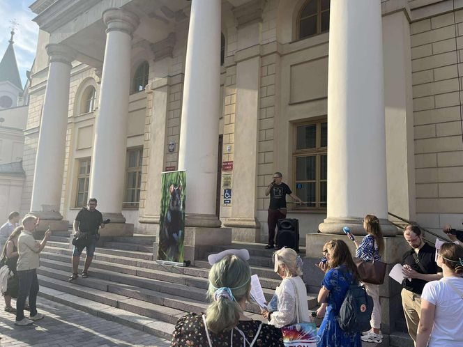 Protest w obronie Górek Czechowskich przed ratuszem