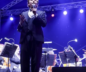 Maciej Musiałowski szykuje wielkie wydarzenie z udziałem gwiazd. Wszystko będzie dziać się w jego zamku