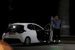 Wojciech Kowalczyk na stacji benzynowej [PAPARAZZI]