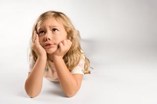 Rozwój emocjonalny dziecka: dlaczego dziecko jest smutne i zmartwione
