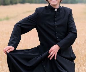 25 lat M jak miłość odcinek specjalny. Ksiądz Grzegorz (Paweł Janyst)