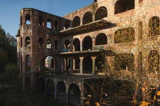 Oszukał urzędników, wkrótce będzie mógł zamieszkać we własnym zamku. „Jeden z największych w kraju”