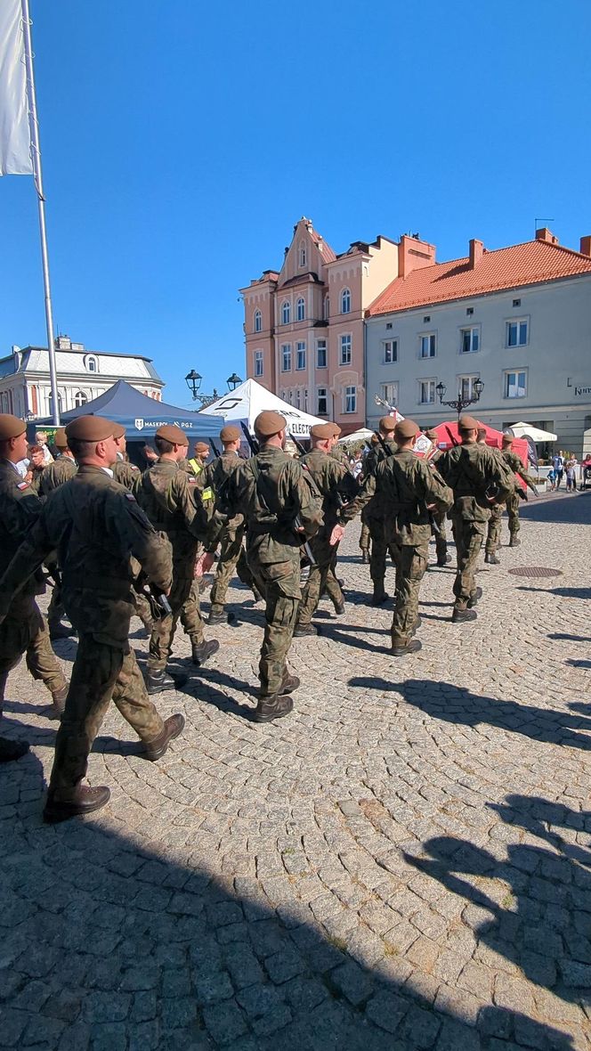 Przysięga żołnierzy WOT w Tarnowskich Górach