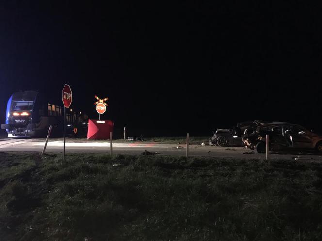Bajtkowo. Wypadek na przejeździe kolejowym. Nie żyje 17-latek
