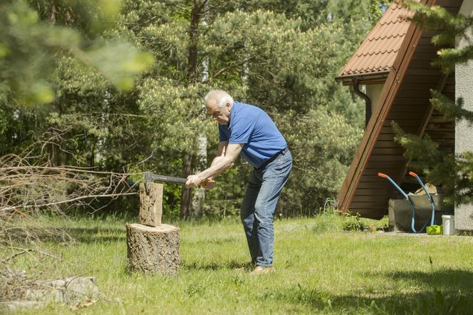 Tak mieszka Stefan Niesiołowski na działce