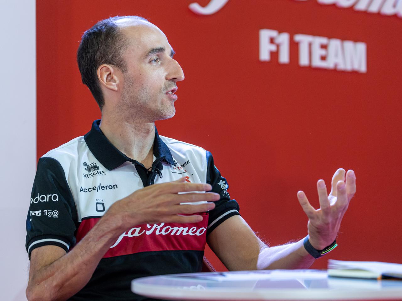 Kubica zagra w piłkę z największymi gwiazdami. Wyjątkowy mecz