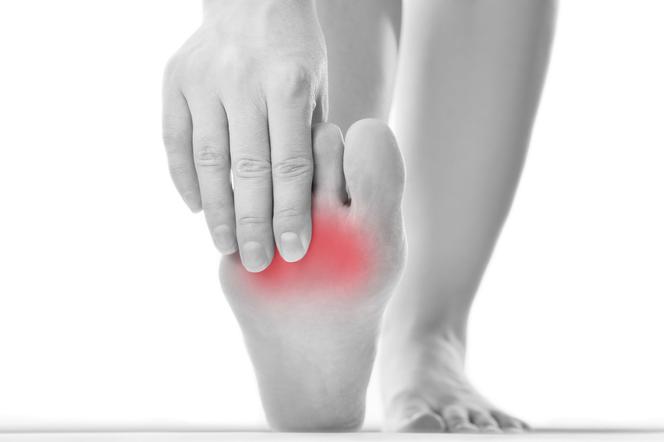 Metatarsalgia Mortona: objawy, przyczyny, leczenie bólu stopy
