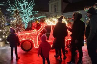 Świąteczna iluminacja w Warszawie 2024