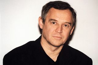 Miał romansować z żoną kolegi i młodziutką aktorką. Poślubił młodszą o 38 lat córkę przyjaciela