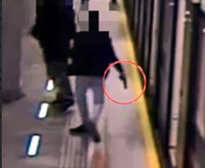 Strzelanina w metrze. 22-latek otworzył ogień. Trzy osoby poszkodowane