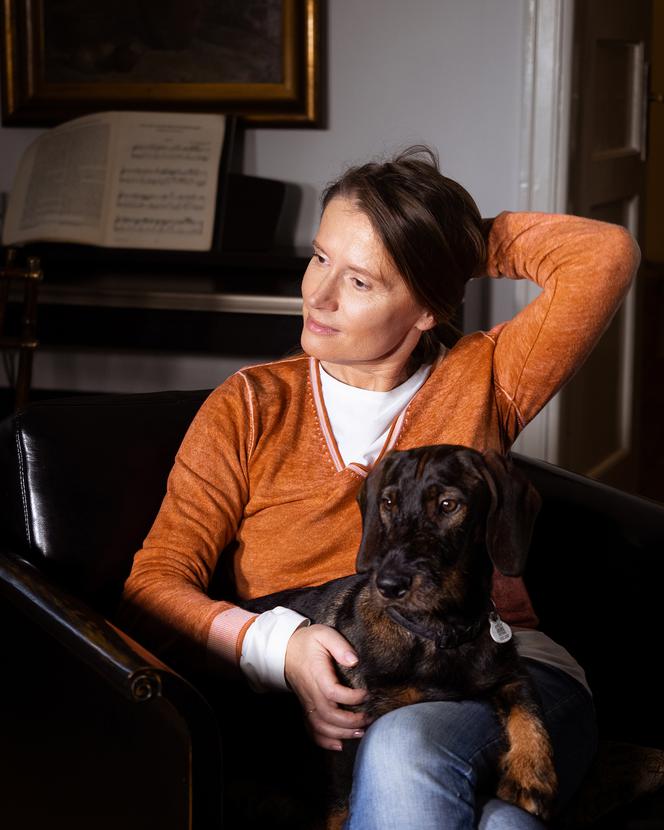 Monika Jaruzelska z psem