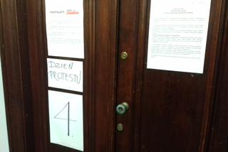 Kraków: Noclegownia w Kuratorium Oświaty. Nauczyciele protestują już 4 dzień [AUDIO]