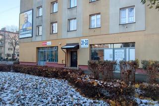 Ktoś wybija szyby w lokalu tarnowskiej fundacji