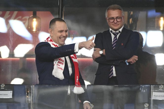 Karol Nawrocki na meczu Polska - Finlandia