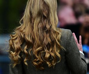 Nowa fryzura księżnej Kate! Te jasne loki zachwycają