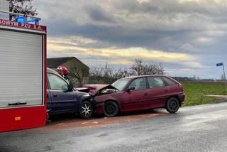 Wypadek na trasie trasie Sikorz - Trzciany! Jedna osoba w szpitalu! [ZDJĘCIA] 