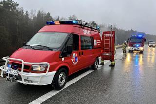 Pożar samochodu na trasie S7 obok węzła Kielce-Południe