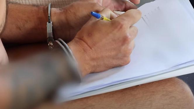 Handlowali samochodami, które nie istniały. Służby rozbiły grupę oszustów