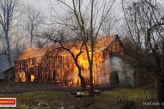 W Nakle Śląskim spłonęła stodoła. Na szczęście nikt nie ucierpiał