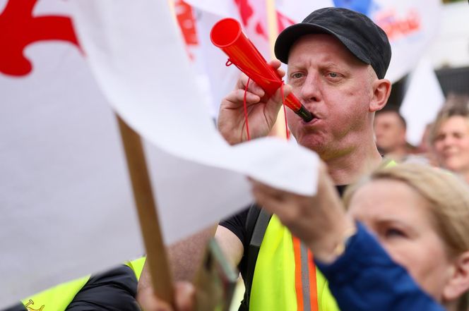 Związkowcy z BEKO protestowali przed ambasadą Turcji 