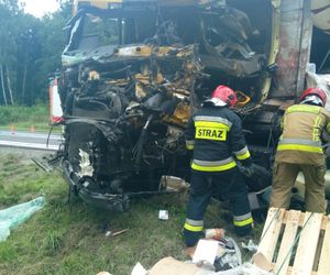 Wypadek na DK6. Zderzyły się ciężarówki