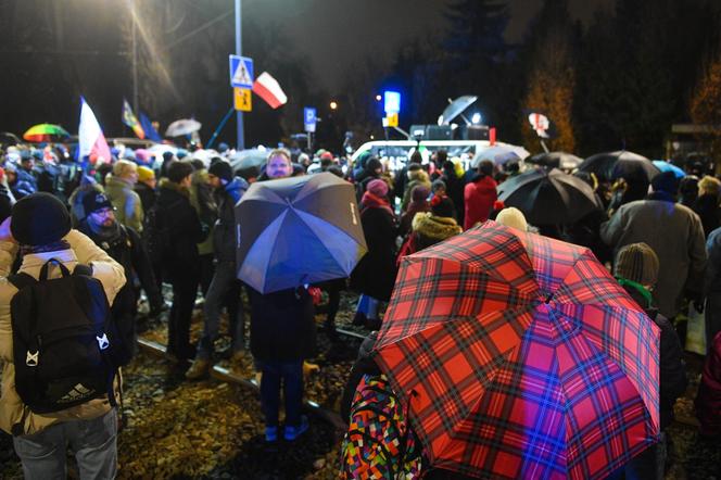 Strajk kobiet pod domem Kaczyńskiego