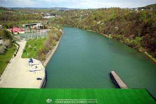 San. To główna rzeka Bieszczad. Stanowi granicę pomiędzy Polską a Ukrainą