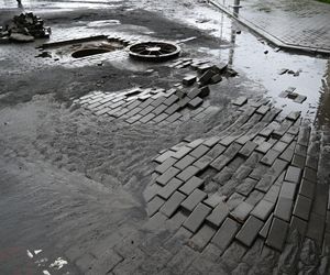 Potężne burze nad Podkarpaciem. Grad, wicher i potoki deszczu, jak w środku lata!