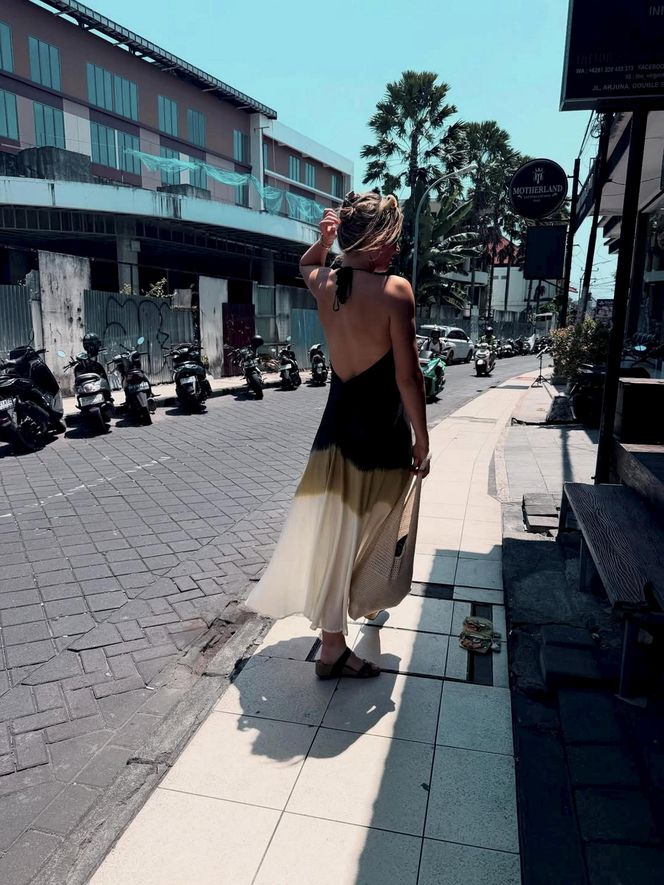 Seksowna Paula Badosa odpoczywa w Indonezji