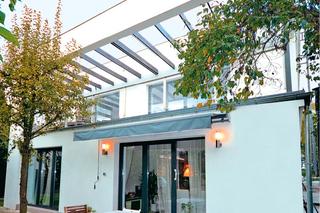 Przebudowa domu kostki i podział na dwa niezależne mieszkania