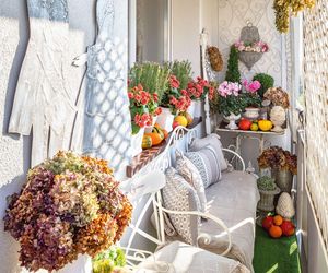 Jesienne dekoracje balkonu i tarasu