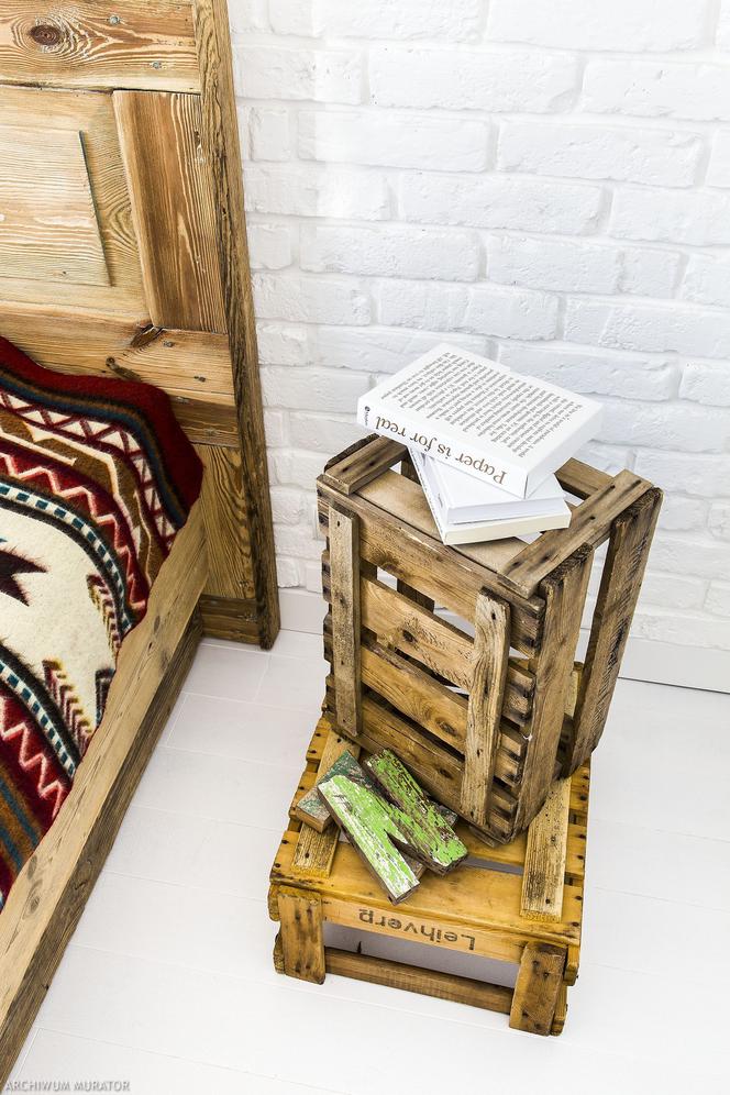 Drewno z odzysku: łóżko i skrzynka