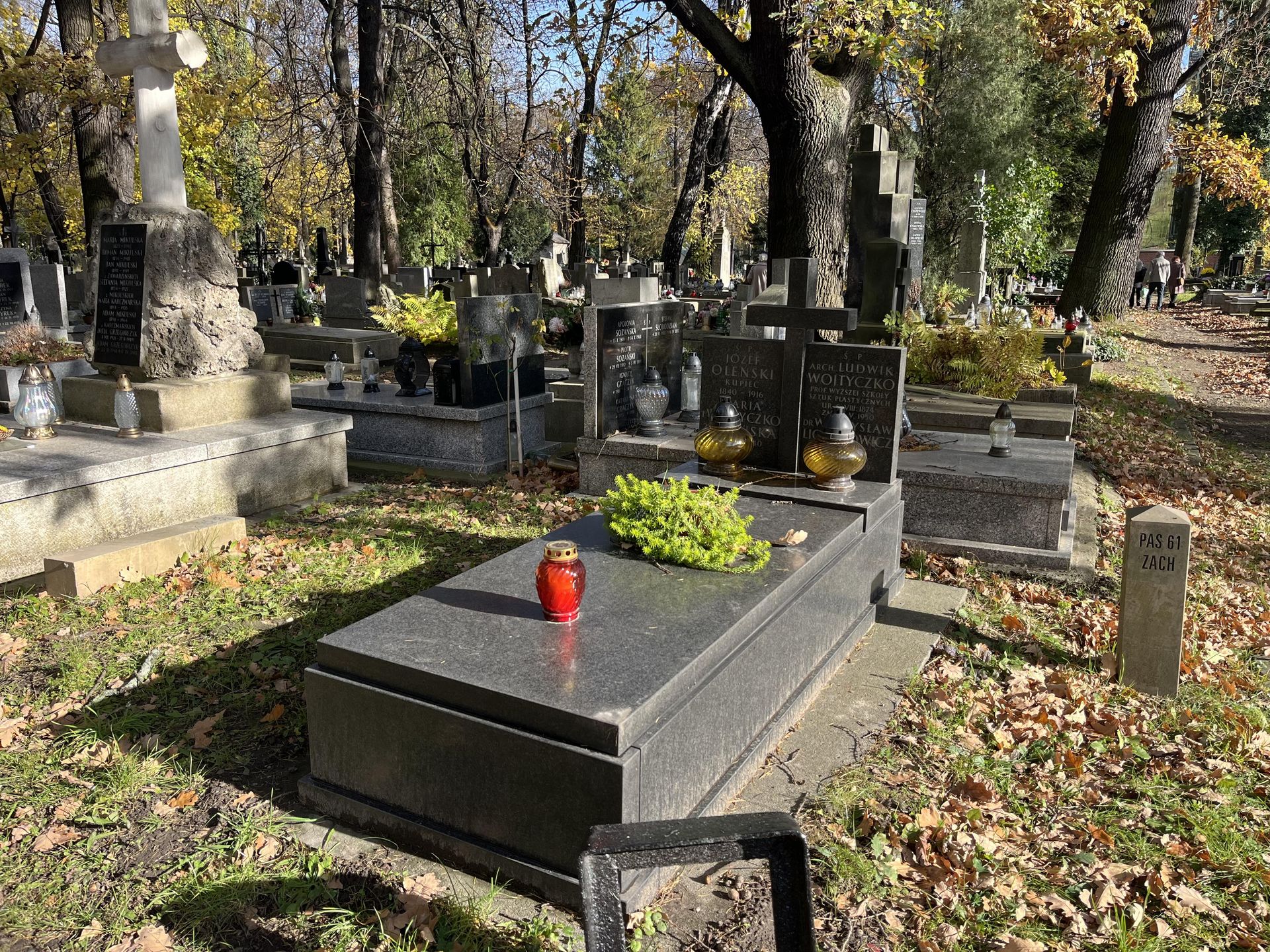 Groby architektów na krakowskich cmentarzach
