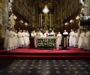 Sandomierz: modlitwa za zmarłych kanoników i prałatów Kapituły Katedralnej