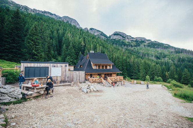Schronisko PTTK na Hali Kondratowej