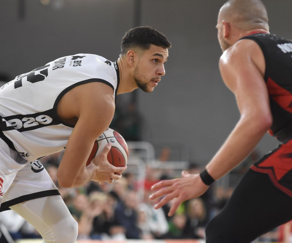 Legia Warszawa wygrała 87:76 z Energą Czarnymi Słupsk