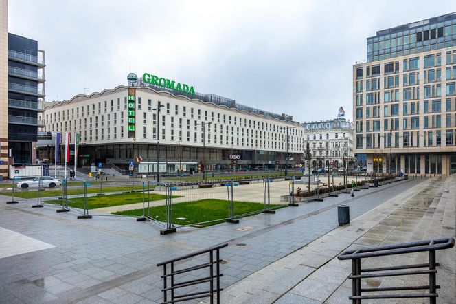 Parking podziemny pod placem Powstańców Warszawy w Warszawie