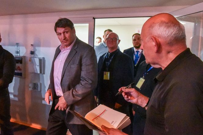 Andrzej Gołota przyjechał do Torunia. Obserwował mecz bokserski Pomorzanina