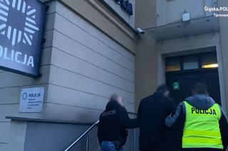 Nieprzytomna kobieta leżała na podłodze. Policjant wyjął broń służbową i strzelił w szybę, liczyła się każda sekunda