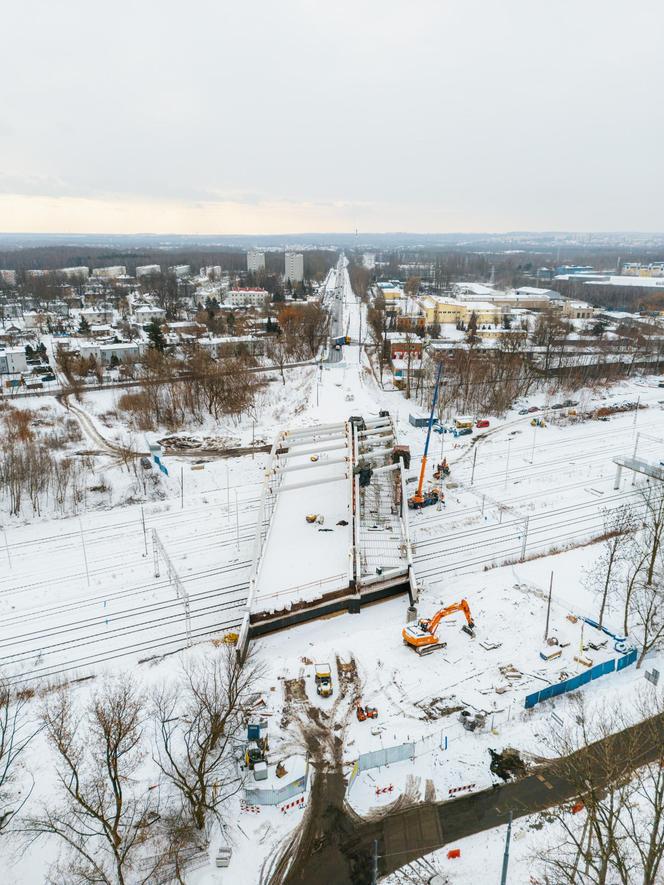 Budowa wiaduktu nad linia kolejową w Sosnowcu